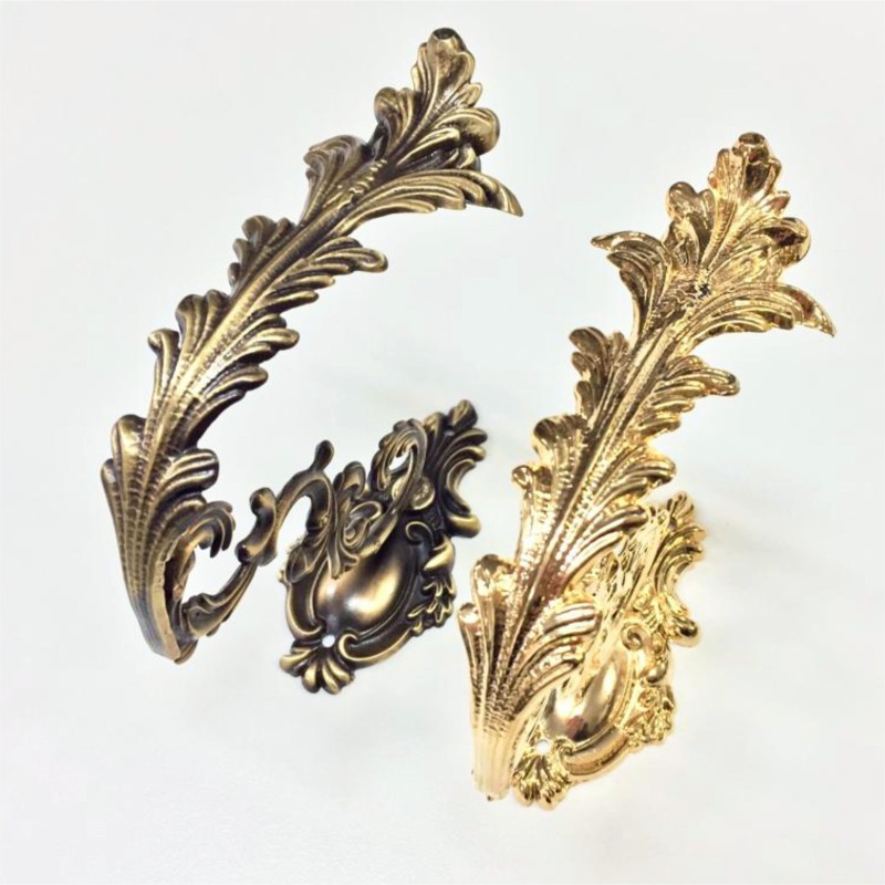 Fermatenda Foglia Heritage in ottone
